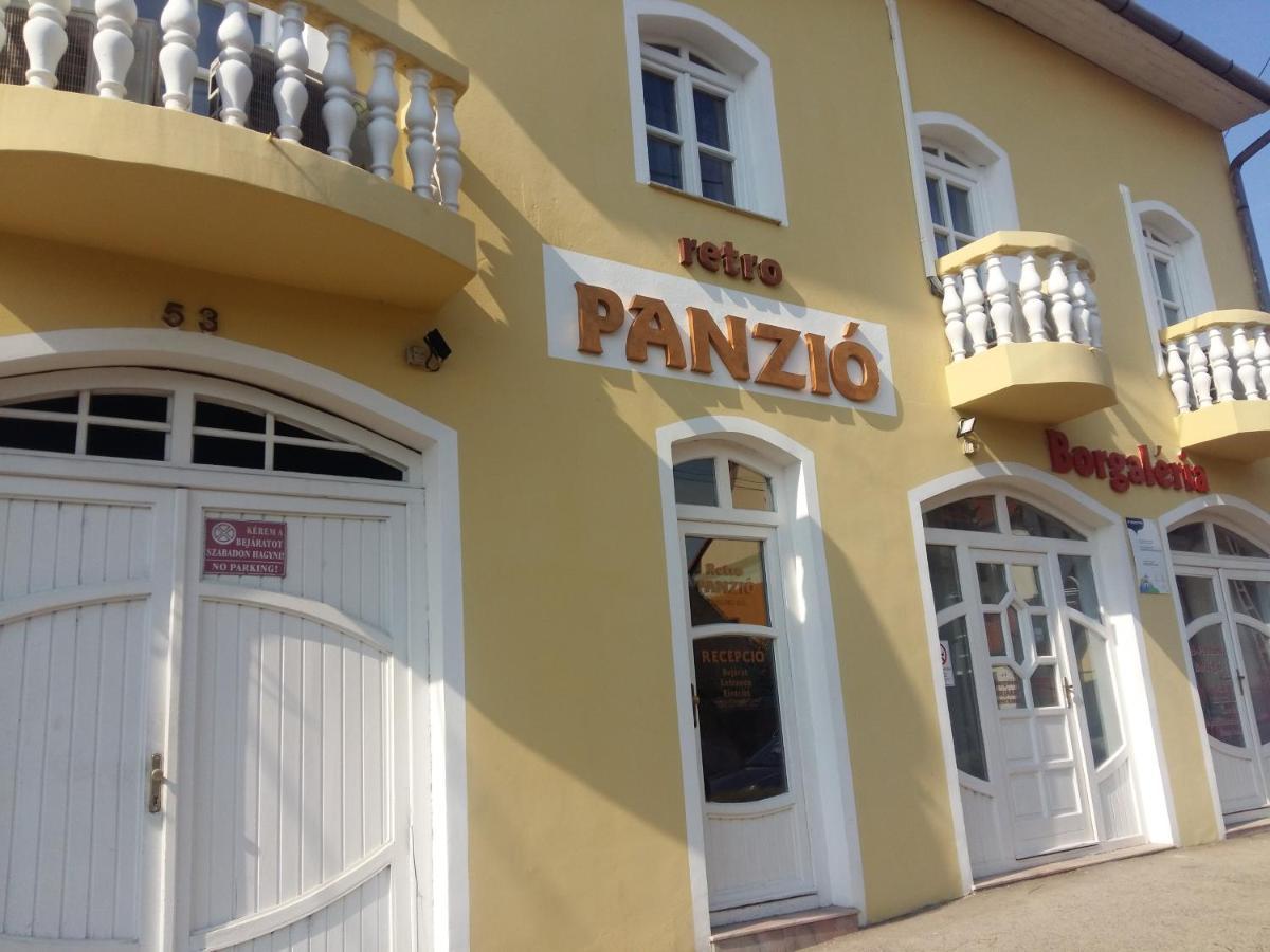 Bed and Breakfast Retro Panzio Печ Екстер'єр фото