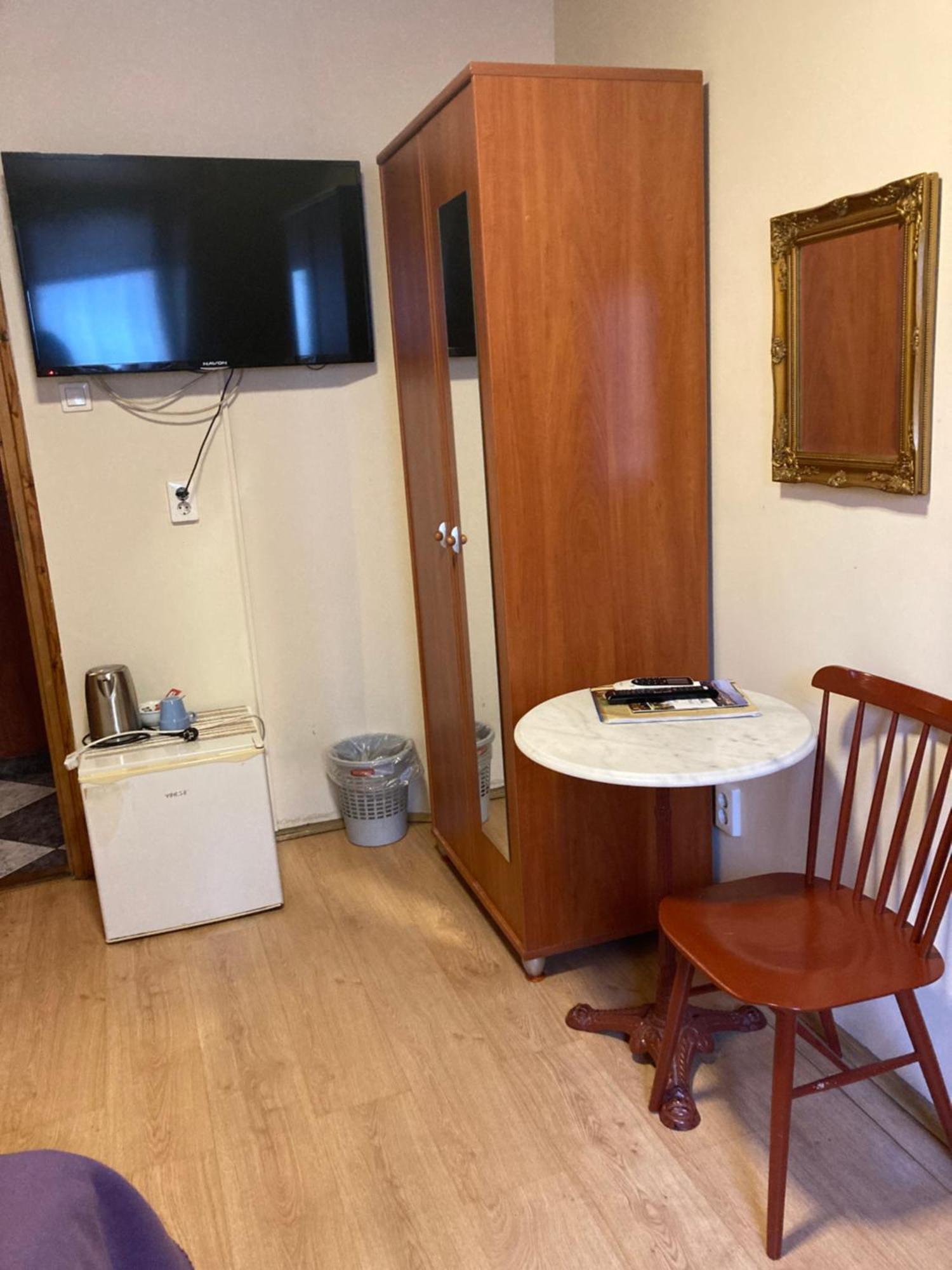 Bed and Breakfast Retro Panzio Печ Екстер'єр фото